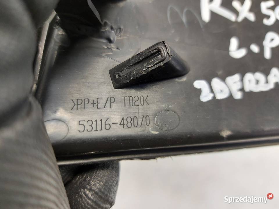 LEXUS 500H KRATKA W ZDERZAK LEWA PRZÓD