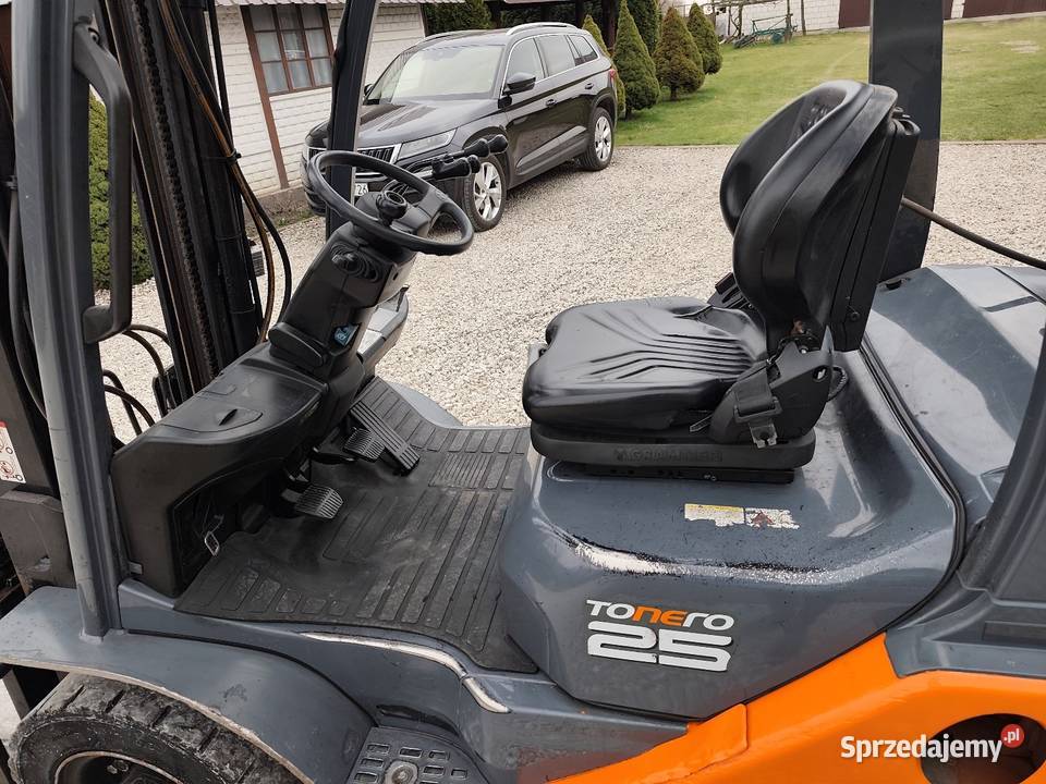 Wózek widłowy Toyota 8 25 t Toyota Rzeczniów