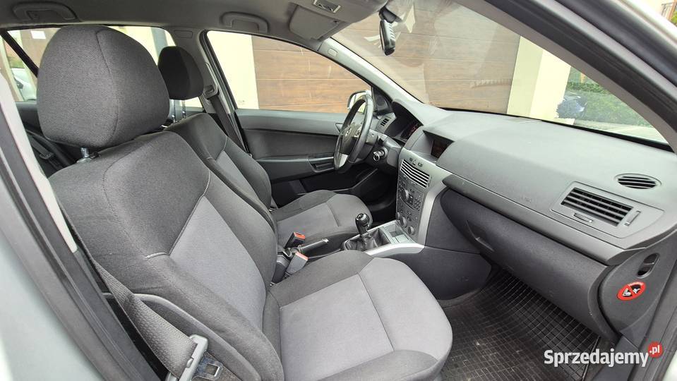 OPEL ASTRA H 2012 16 KRAJOWY 1 WŁ Niepołomice