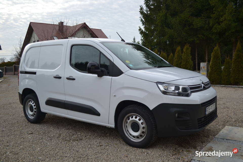 citroen berlingo niski przebieg 8600 Rok produkcji 2023 Dębica