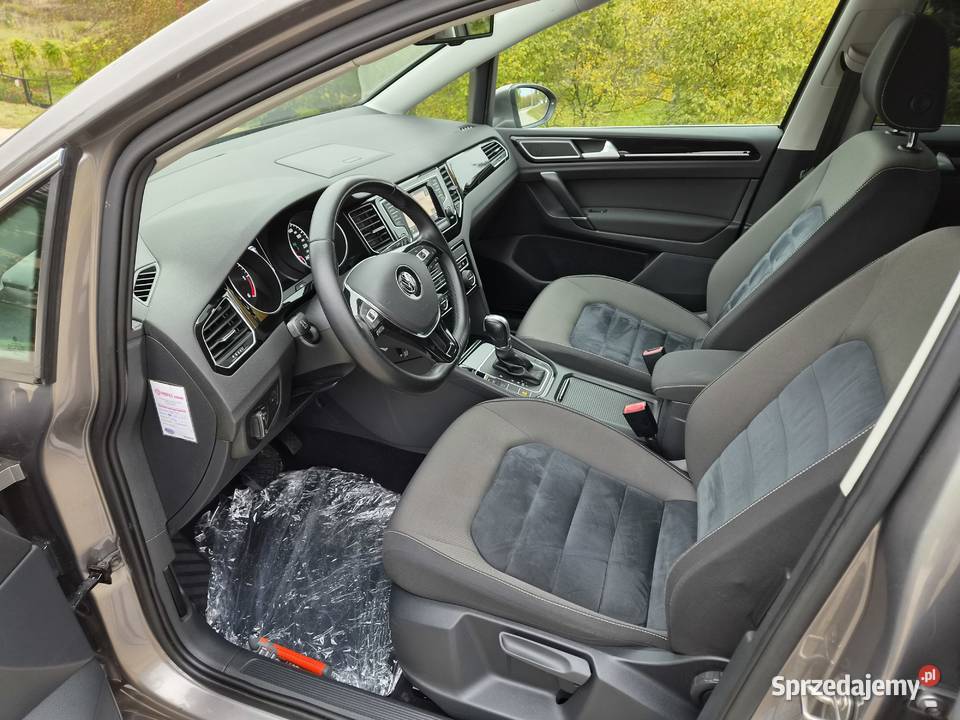 VW Golf Sportsvan 2014r 20D 150 Automat Mały Góra Puławska