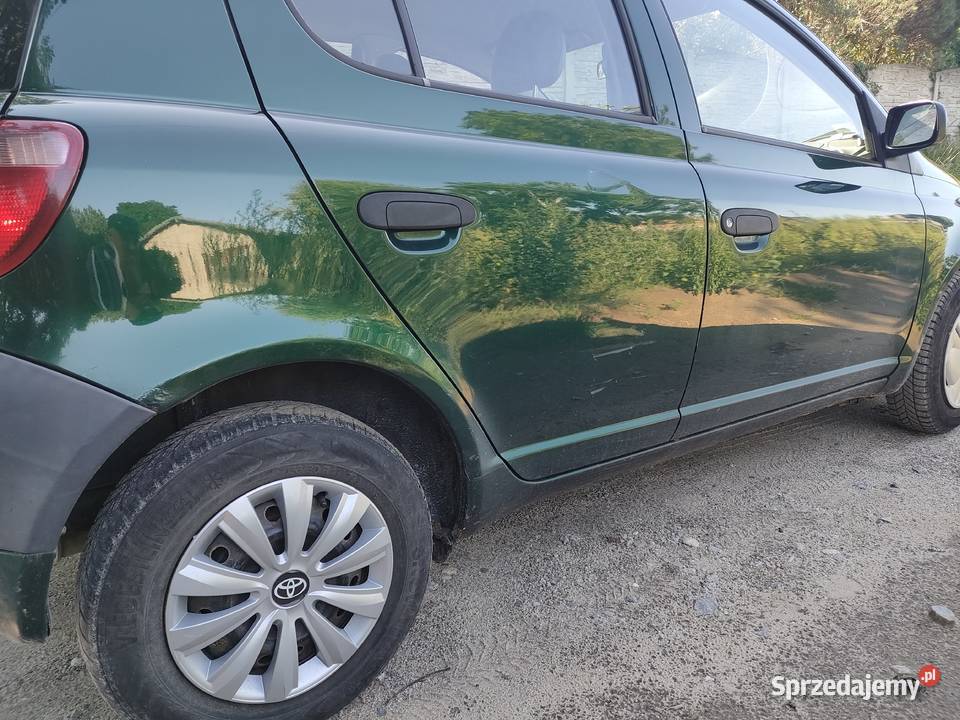 Toyota Yaris 11 benzyna Łódź sprzedam