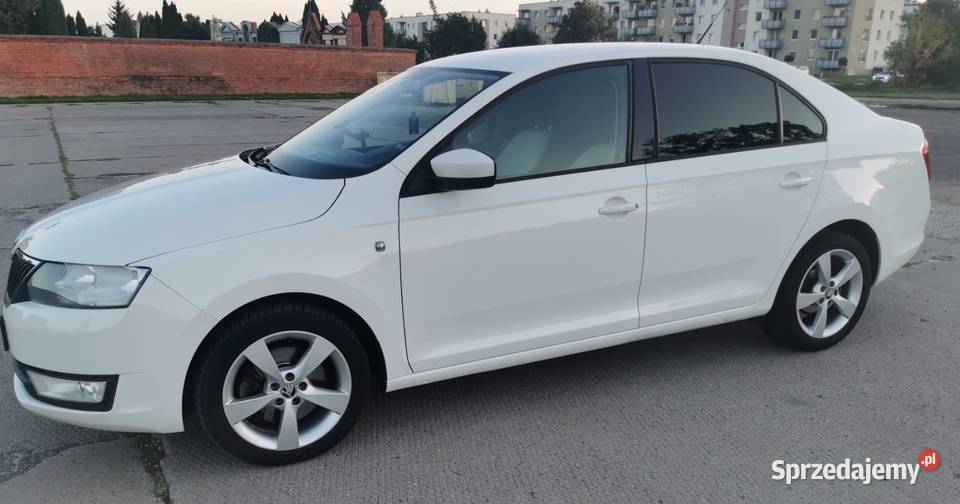 SUPER STAN SKODA RAPID 2013r 12BENZ 105 6 BIEGÓW kurtyny powietrzne Wrocław