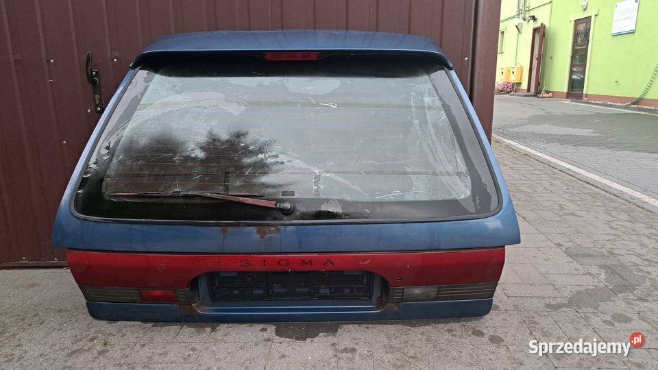 Mitshubishi sigma Kombi tylna klapa
