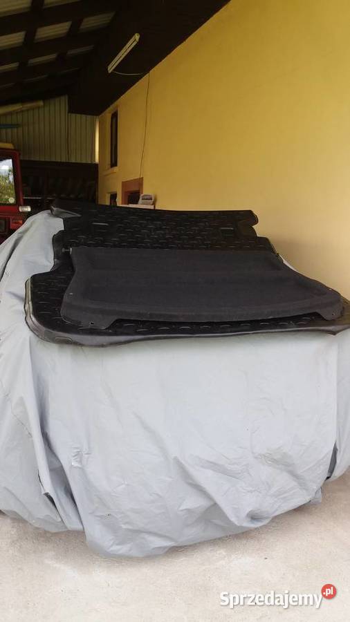 TOYOTA AVENSIS PÓŁKA WYKŁADZINA KPL sprzedam