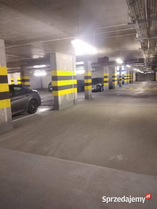 Garaż miejsce parkingowe w budynku Warszawa Wola mazowieckie