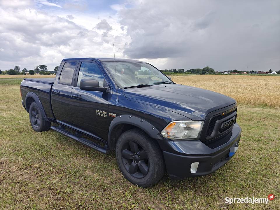 Dodge Ram 57 HEMI LPG 4x4 gniazdo USB RAM Chodecz