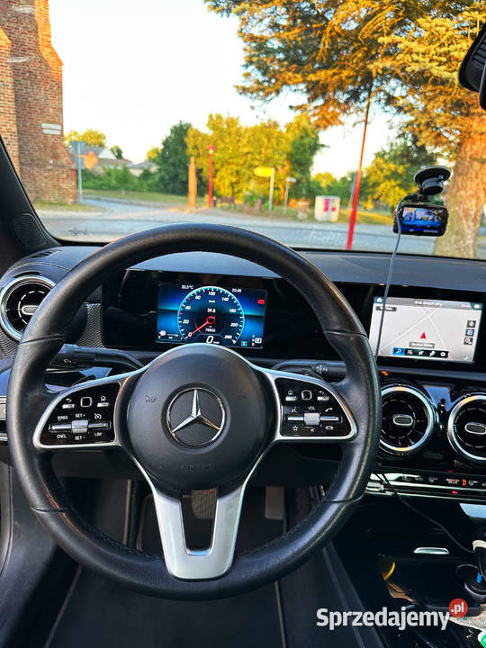 Mercedes Benz CLA 180 prod 2019 przebieg 80500 CLA Chojna