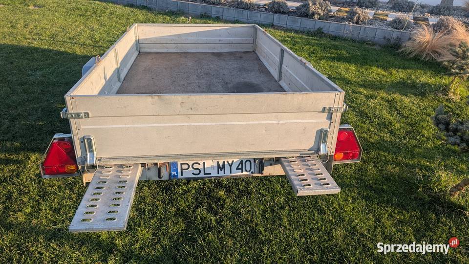 Sprzedam przyczepę z najazdami 151cmx271 pow wielkopolskie Konin