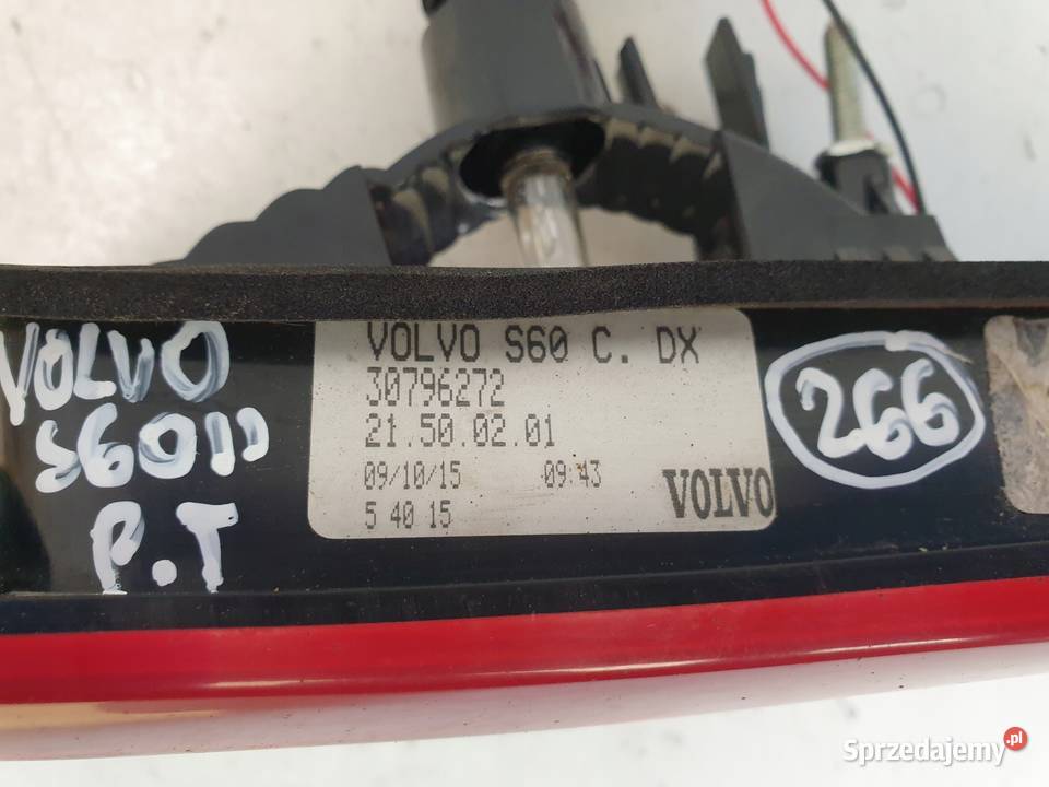LAMPA PRAWA Volvo S60 II TYLNA prawy tył W KLAPE Chełm sprzedam