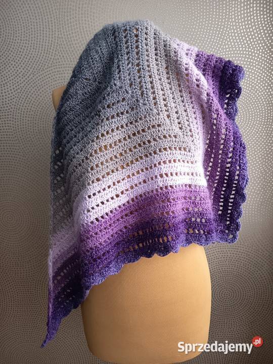 Ręcznie robiona ażurowa chusta w odcieniach Lipno