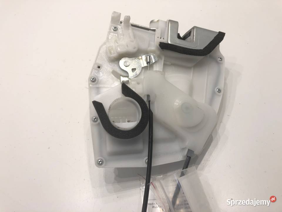 ZAMEK DRZWI LEWY TYŁ SUZUKI SCROSS Crossover osobowe
