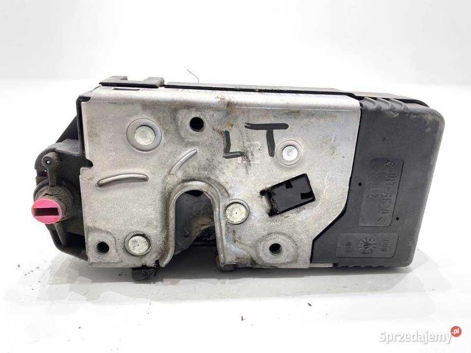 ZAMEK DRZWI LEWY TYŁ OPEL MERIVA A Hatchback