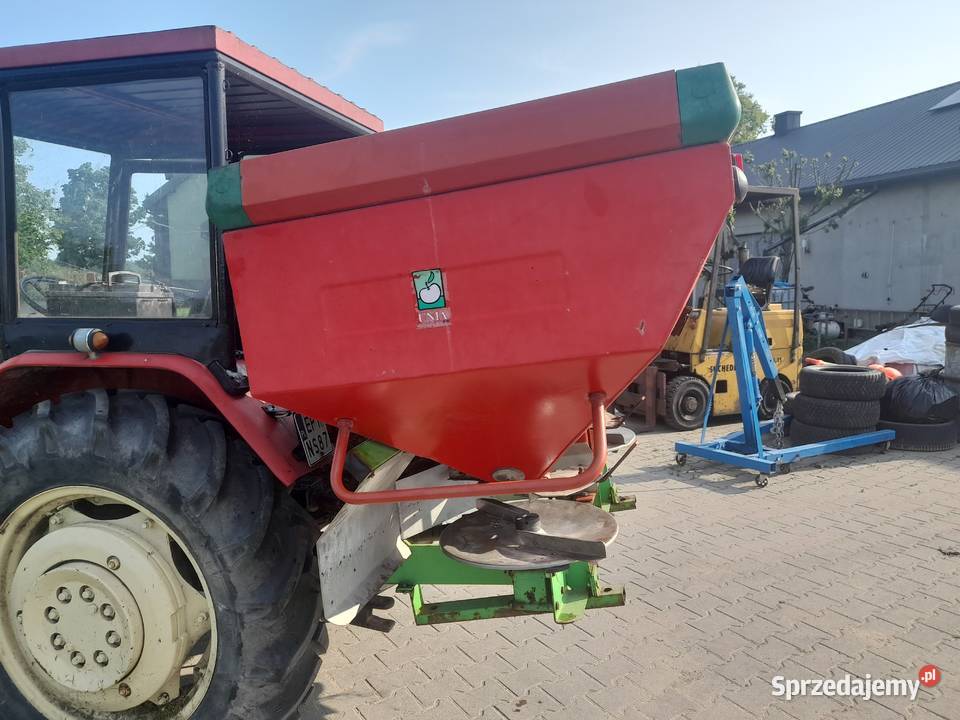 Rozsiewacz nawozu Unia MX 1200 PREMIUM Jakubów