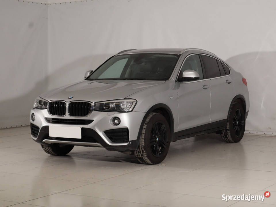 BMW X4 xDrive20i bluetooth