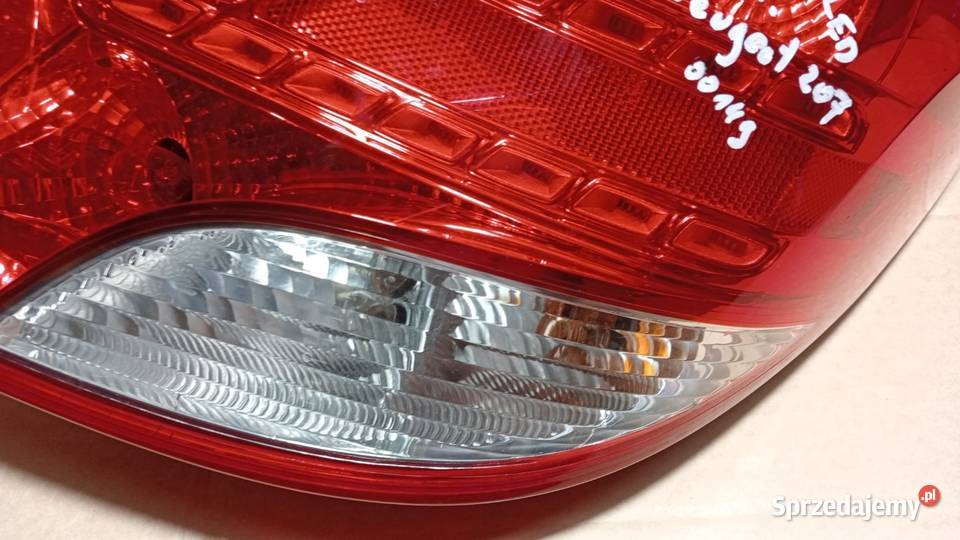 PEUGEOT 207 FL HB LAMPA TYŁ PRAWY LED