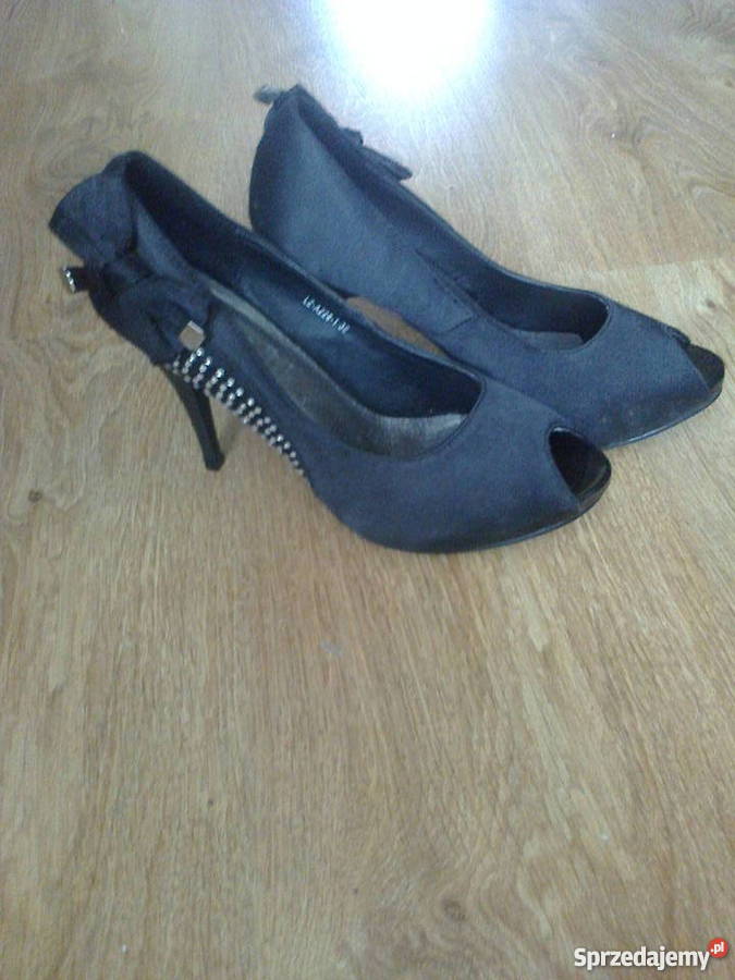 Czarne szpileczki Iława