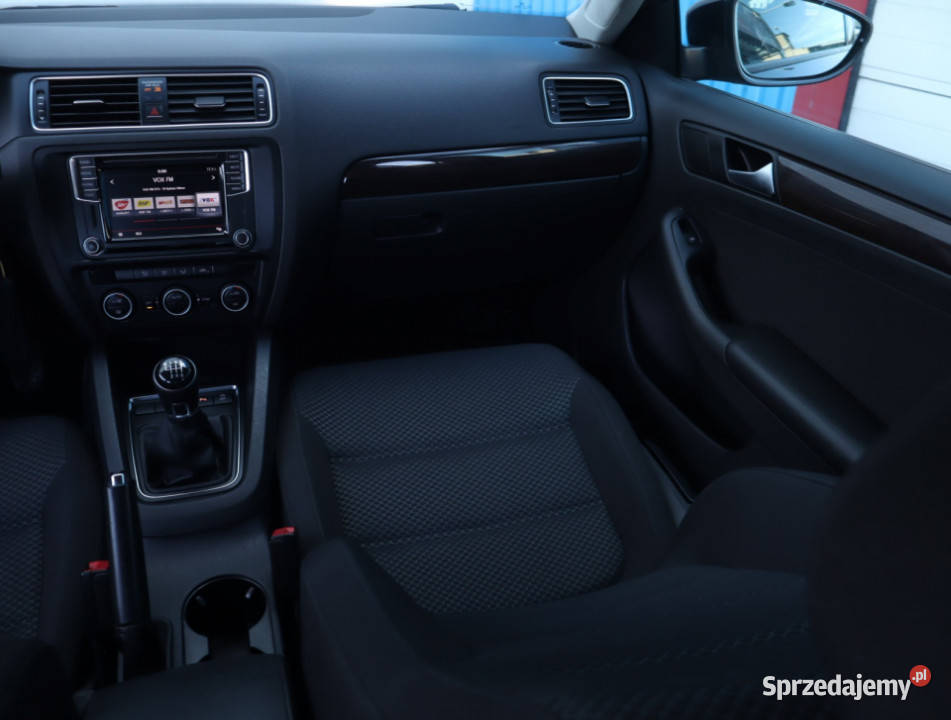 VW Jetta 14 TSI manualna Jetta łódzkie Łódź