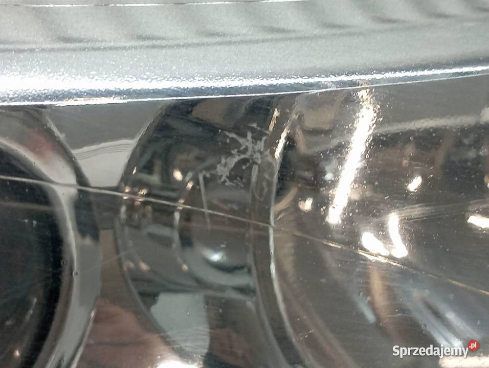 LAMPA PRZÓD PRAWA EUROPA XENON Renault Scenic II