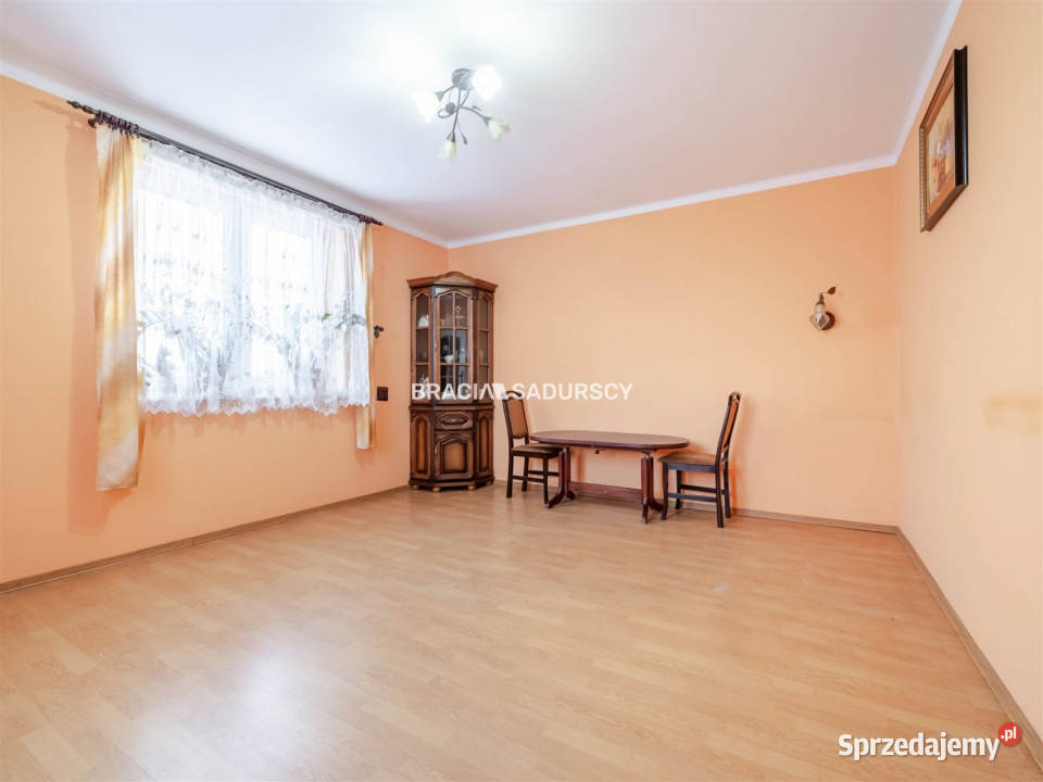 Dom wolnostojący sprzedam Pietrzejowice 195m2