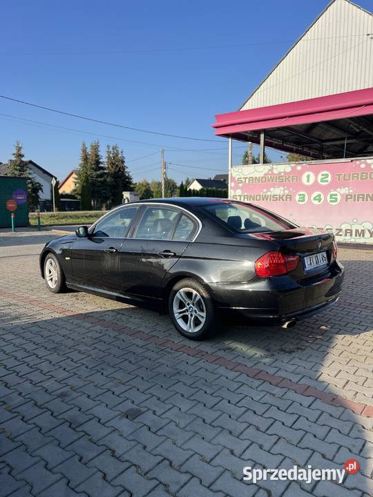 BMW E90 Seria 3 20 Benzyna czarny Niepołomice