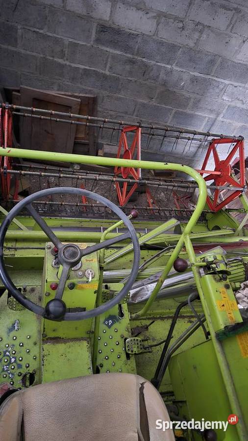 Kombajn Claas Compact 30