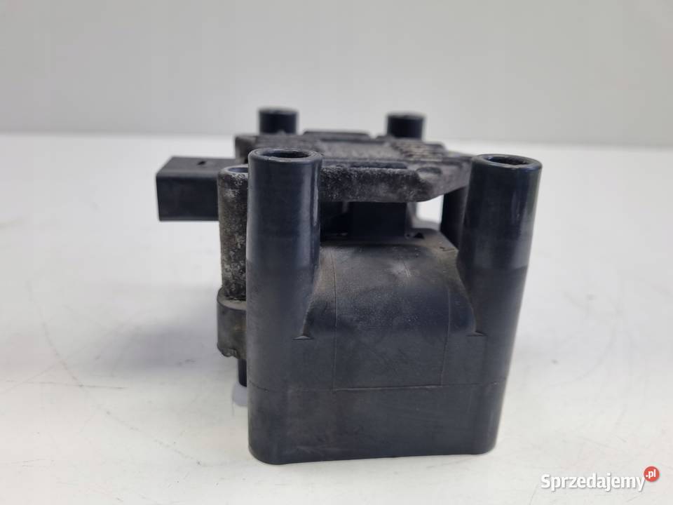 CEWKA ZAPŁONOWA Audi A3 II 8P 16 8V 032905106B osobowe Rudka sprzedam