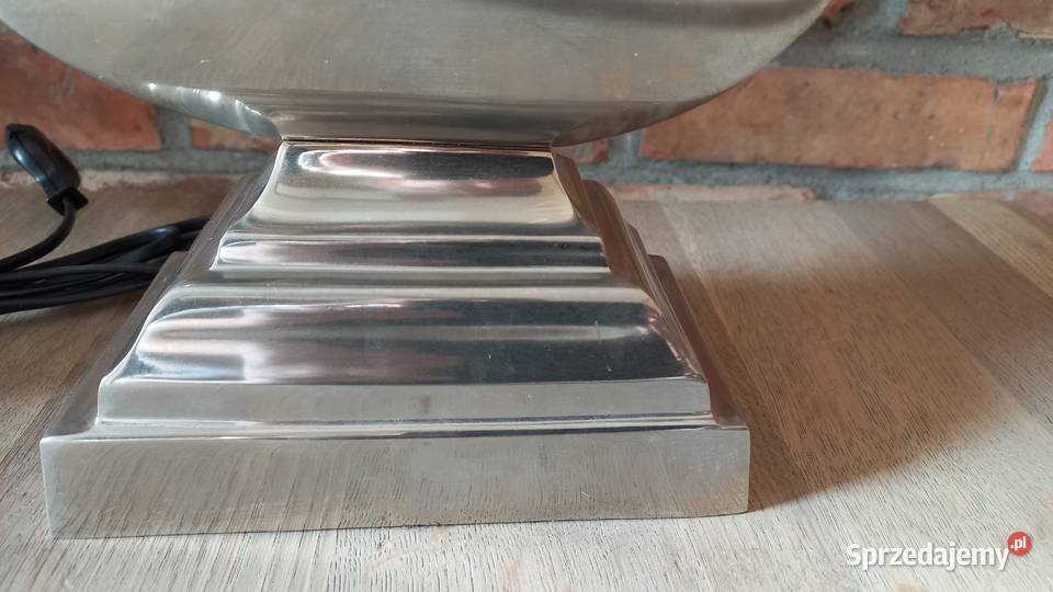 Lampka metalowa niklowana Srebrna Stołowa Lampy Gawroniec