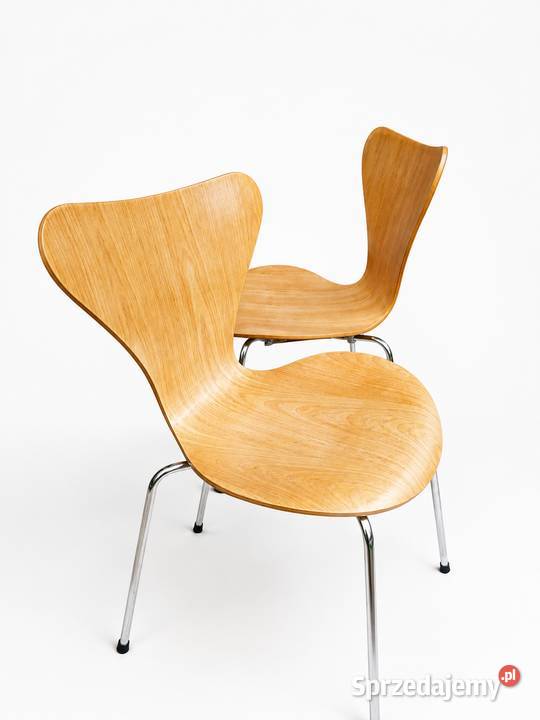 Arne Jacobsen 3107 Fritz Hansen rocznik 1994 2 Antyki, Sztuka, Kolekcje Łódź