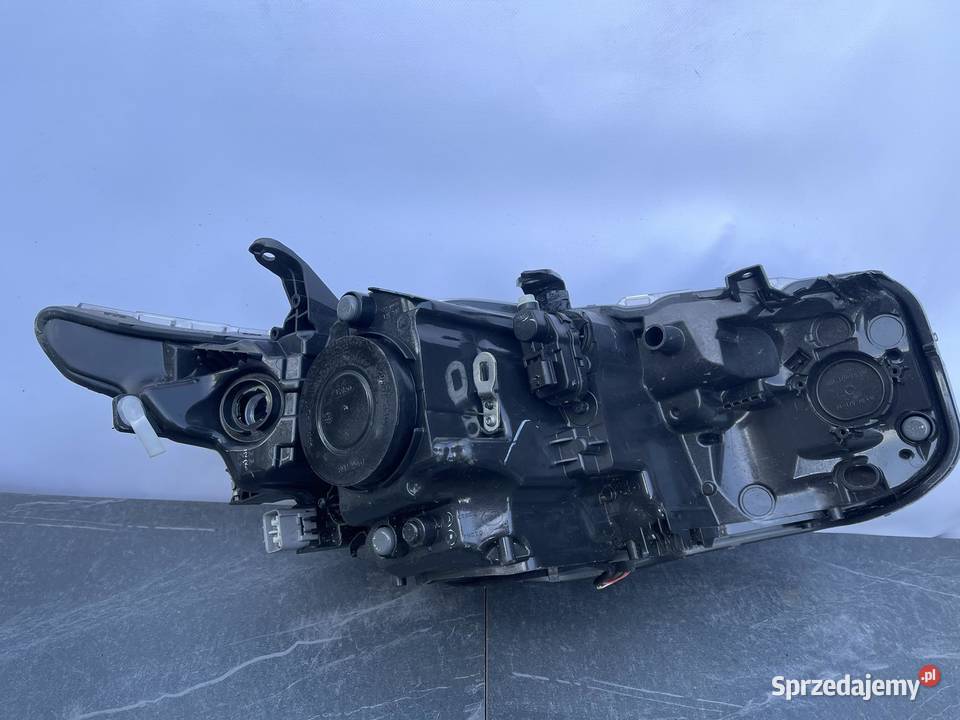 TOYOTA AURIS 2 LIFT LEWA LAMPA PRZÓD Ostroróg