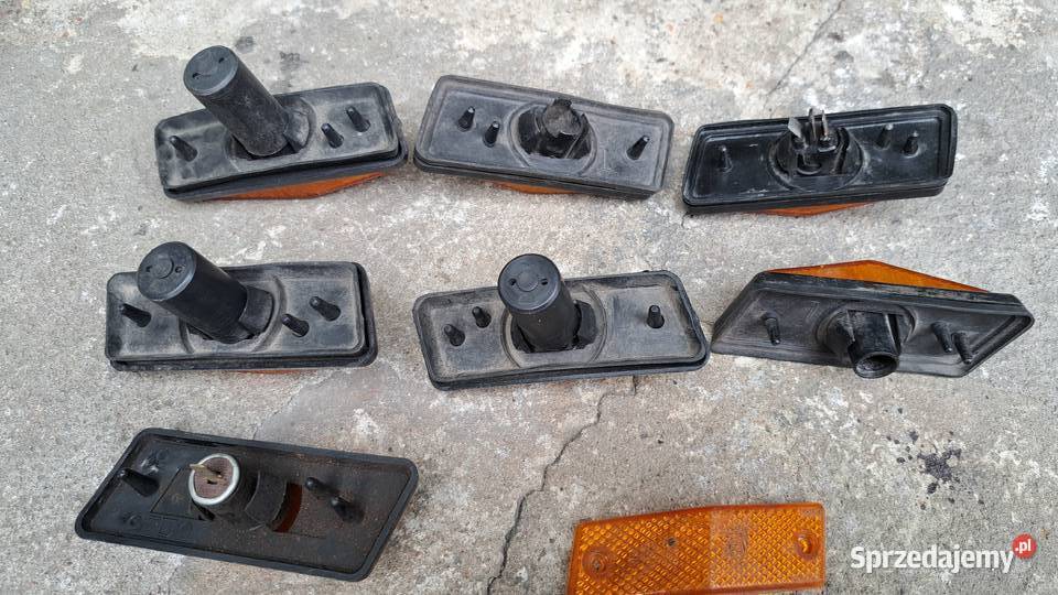 Fiat 125p Polonez kierunkowskaz na błotnik L Kierunkowskazy Leszno sprzedam