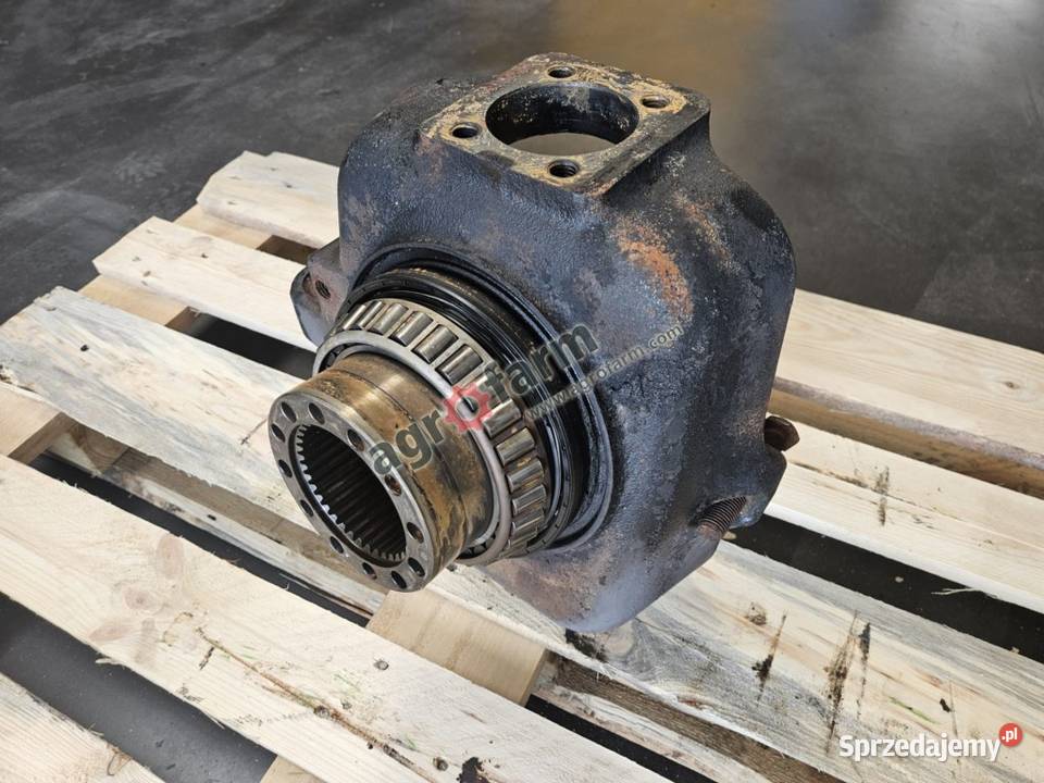 Zwrotnica RH FWD Fendt 716 718 815 818