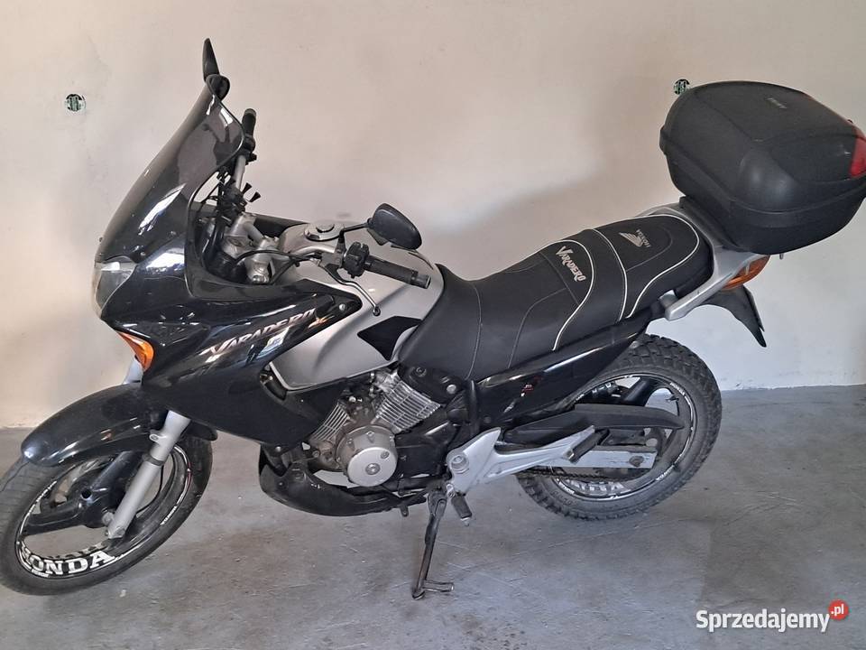 Honda Varadero 125 nieuszkodzony Sieradz sprzedam