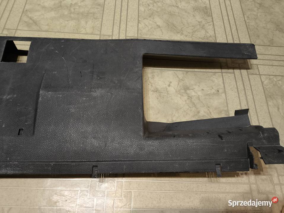 Mercedes 190 W201 osłona tylnej ścianki sprzedam