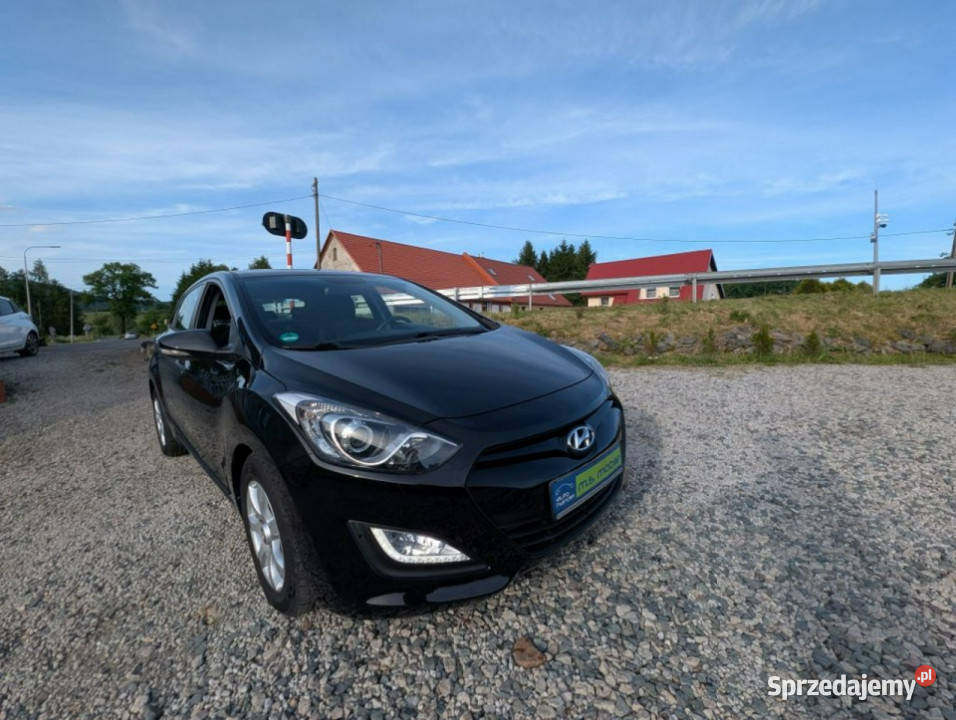 Hyundai i30 HB 14 benzyna Navi kamera cofania Kamienna Góra