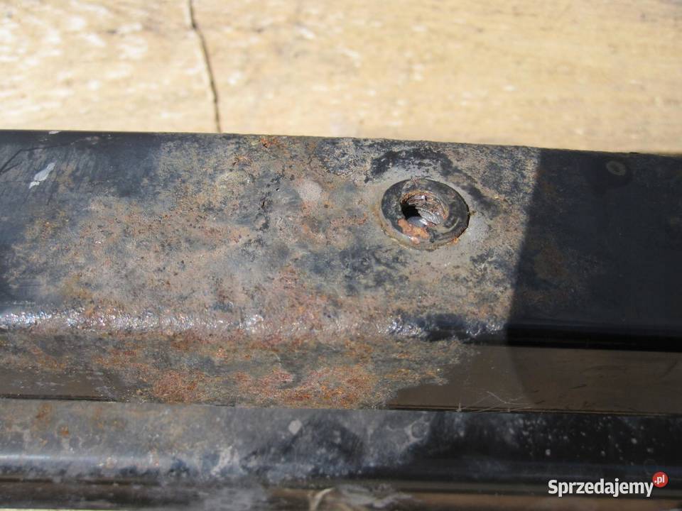 NISSAN QASHQAI I 09r belka zderzaka przód osobowe