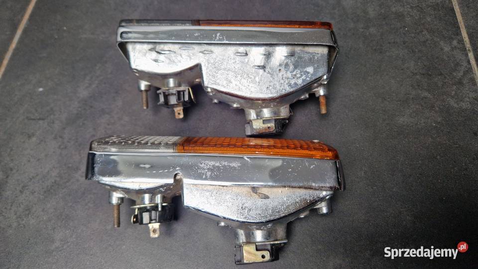 Kierunkowskazy przednie Łada 2103 15001600 osobowe