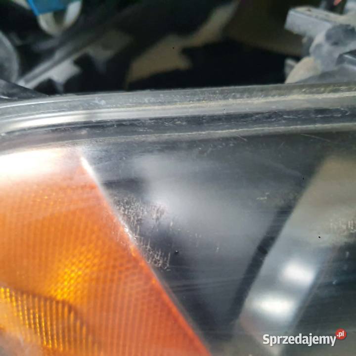 Lampa prawa reflektor prawy Xenon xsenon ksenon prawe Kraków