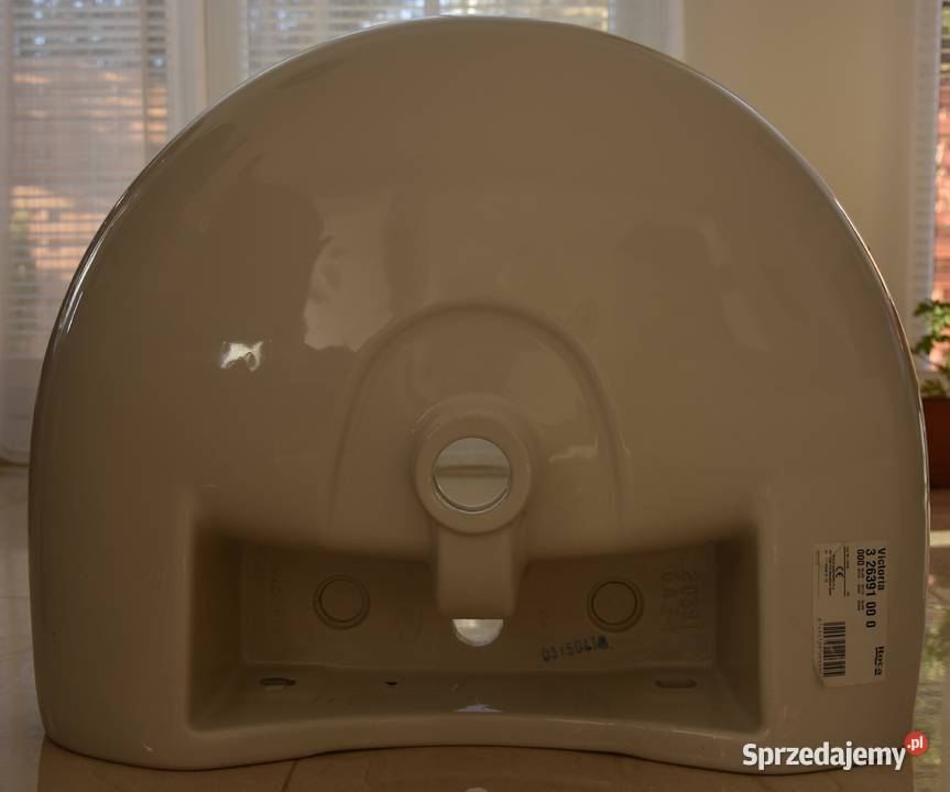 Umywalka łazienkowa ścienna ceramiczna Roca Straszyn