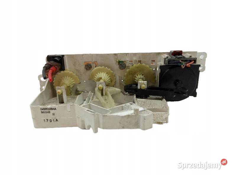 PANEL NAWIEWU 04885336AA 58024B Chrysler PT
