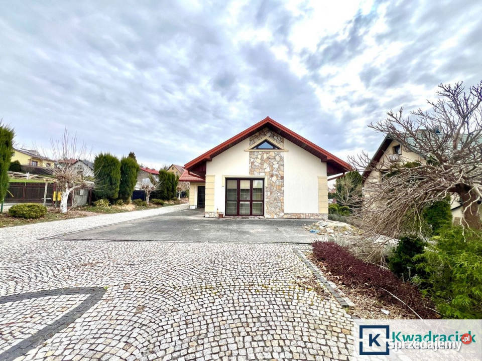 Sprzedaż domu wolnostojącego 240m2 Brzostek wolnostojący