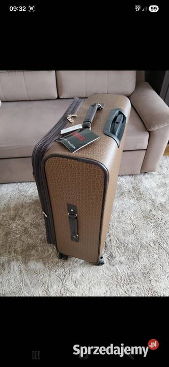 Oryginalna walizka Guess Moda i Styl Puławy