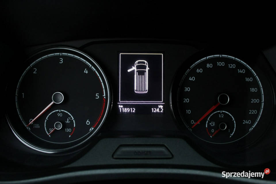 Volkswagen Transporter Długi 150 Kamera LED