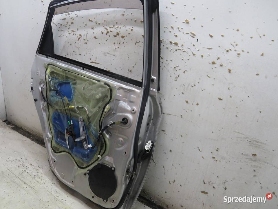 DRZWI LEWY TYŁ 1F7 PRIUS III Drzwi lubelskie