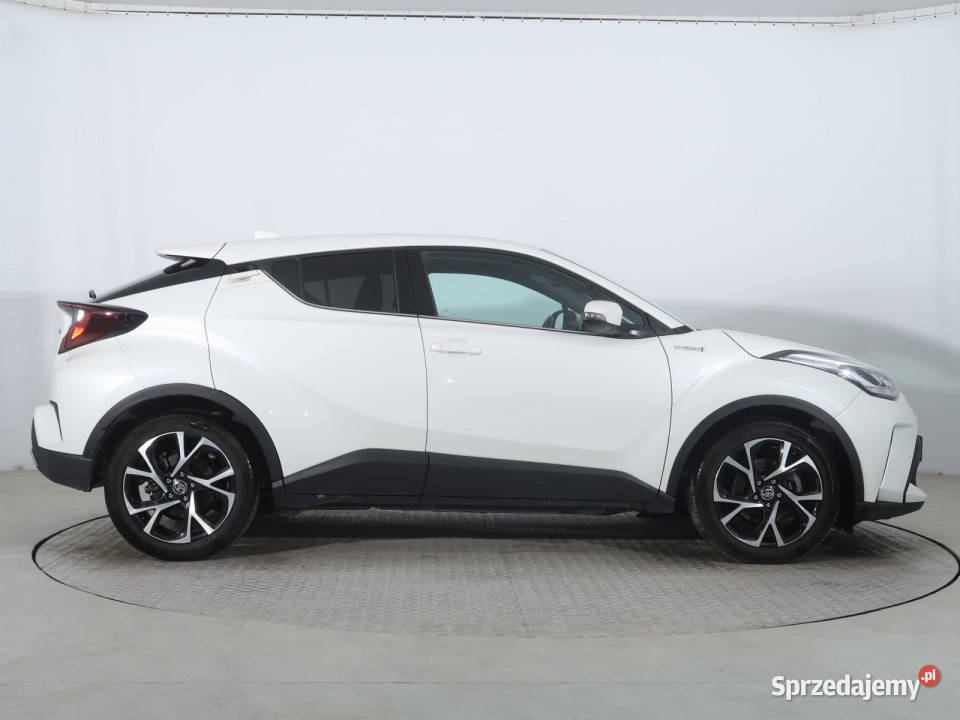 Toyota CHR 20 Hybrid podgrzewane fotele