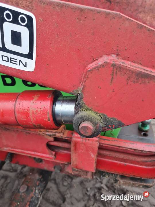 Ciągnik DEUTZ 6806 z turem mazowieckie Kuski