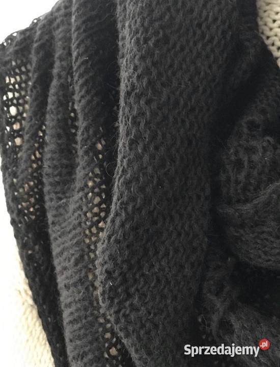 Czarny szal chusta oversize zrobiony na drutach Dodatki Warszawa
