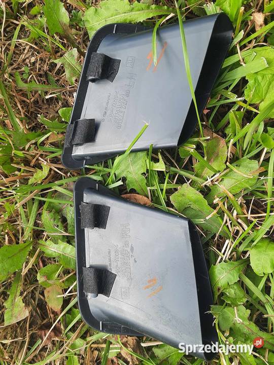 Kratki nawiewu powietrza naboczne szyby przednie Rzeszów