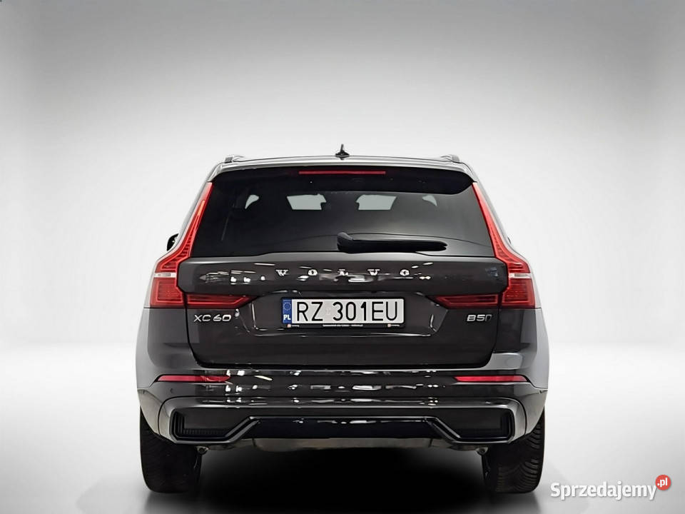 Volvo XC 60 B5 B AWD Plus Dark aut Z Polskiego ASR (kontrola trakcji) sprzedam