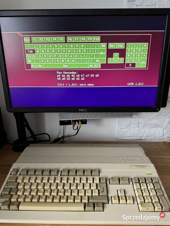 Amiga 500 sprawna działa bez problemu